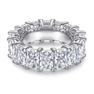 A front view of a Kylie ring