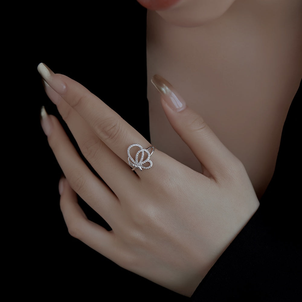 Another view of woman wearing Olivia ring