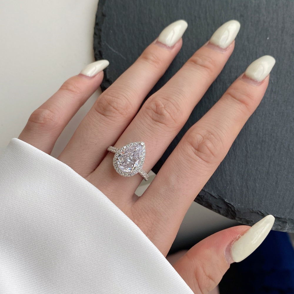 Image of Princess ring shown on middle finger